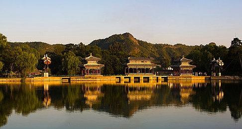 《史丹利的寓言：超豪华版》发布新预告 明年初上市